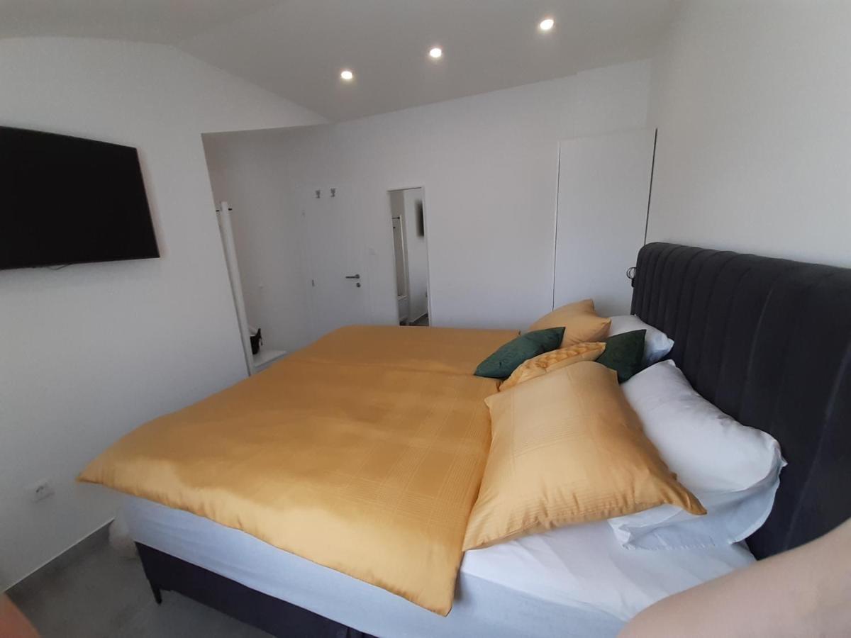 Apartments Croatiasun 沃迪切 外观 照片