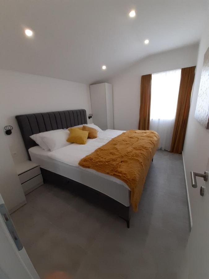 Apartments Croatiasun 沃迪切 外观 照片
