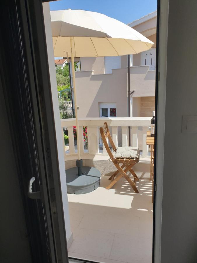 Apartments Croatiasun 沃迪切 外观 照片