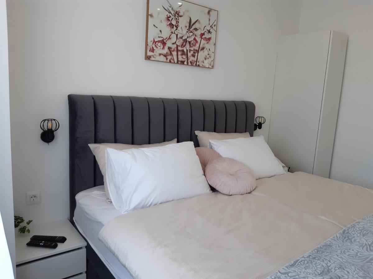 Apartments Croatiasun 沃迪切 外观 照片