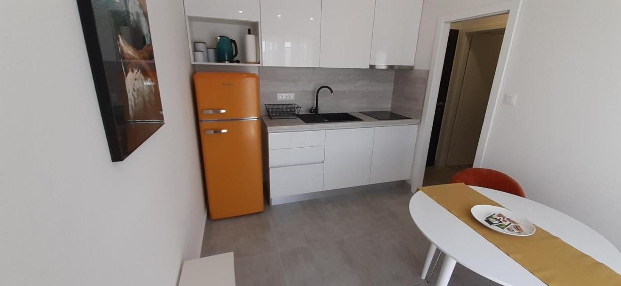 Apartments Croatiasun 沃迪切 外观 照片